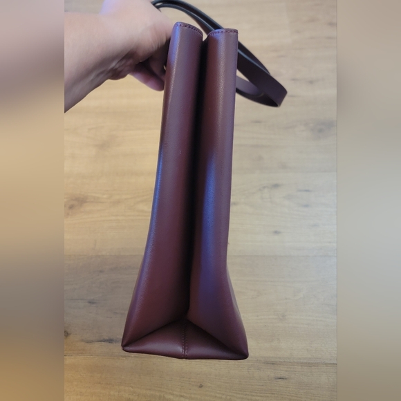 VALENTINO Burgundy Leather V-Ring Tote Bag - Picture 11 of 16